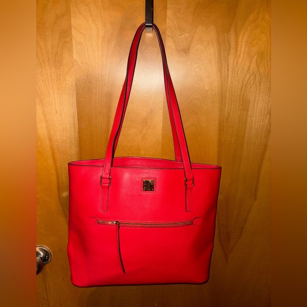 Dooney & Bourke Leather Tote Bag